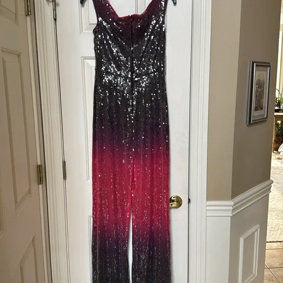 💖🔥FIERCE Tadashi Shoji Sequined Jumpsuit - Picture 8 of 9